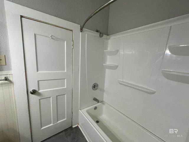 207 NW 1st Street, Summerdale, AL 36580