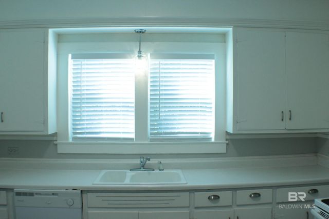 207 NW 1st Street, Summerdale, AL 36580