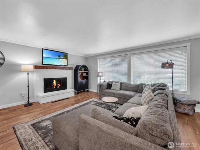 22423 SE 321st Street, Kent, WA 98042