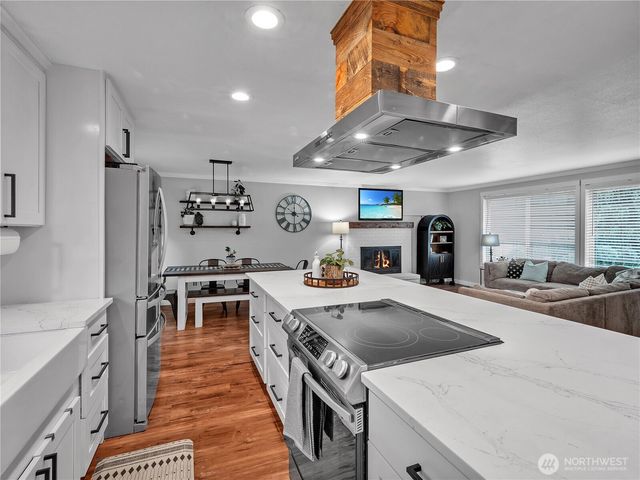 22423 SE 321st Street, Kent, WA 98042