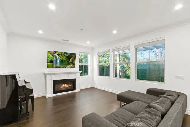 120 Gemstone, Irvine, CA 92620