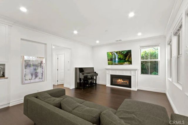 120 Gemstone, Irvine, CA 92620