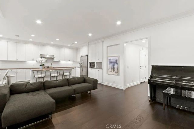 120 Gemstone, Irvine, CA 92620