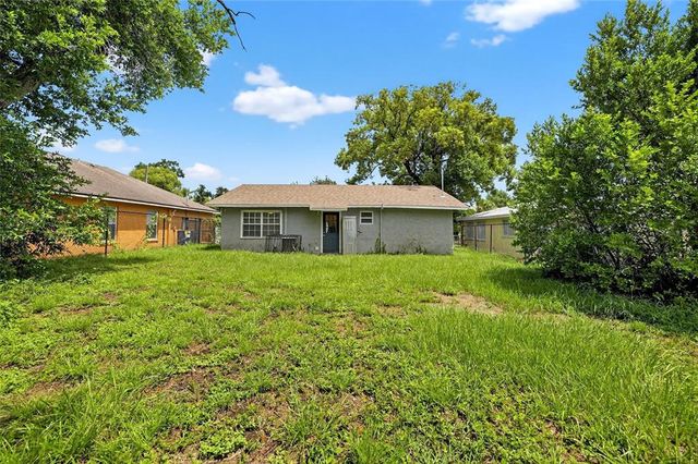 3409 E COMANCHE AVENUE, Tampa, FL 33610