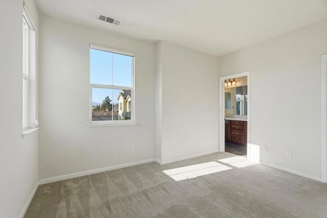 189 Bedford Loop, Mountain View, CA 94043