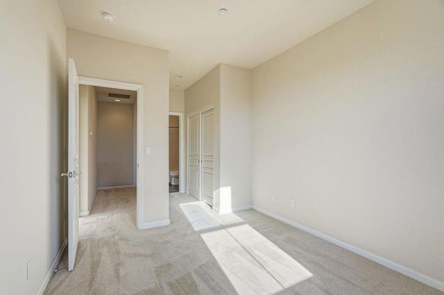 189 Bedford Loop, Mountain View, CA 94043