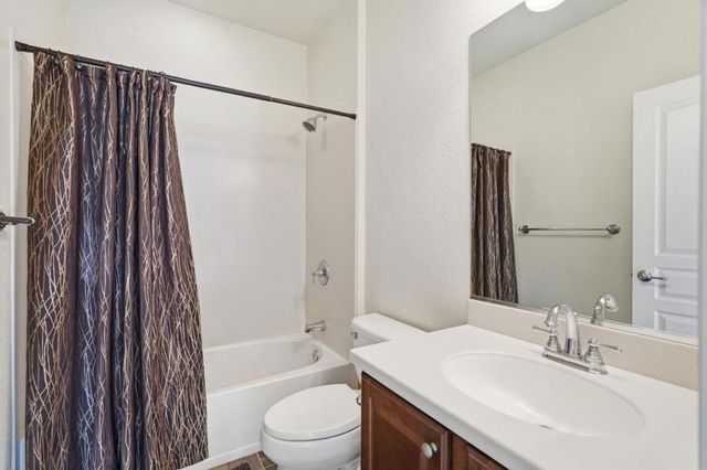 189 Bedford Loop, Mountain View, CA 94043