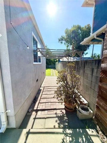 274 S Craig Avenue, Pasadena, CA 91107