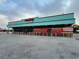 1502 BANDERA RD, San Antonio, TX 78228