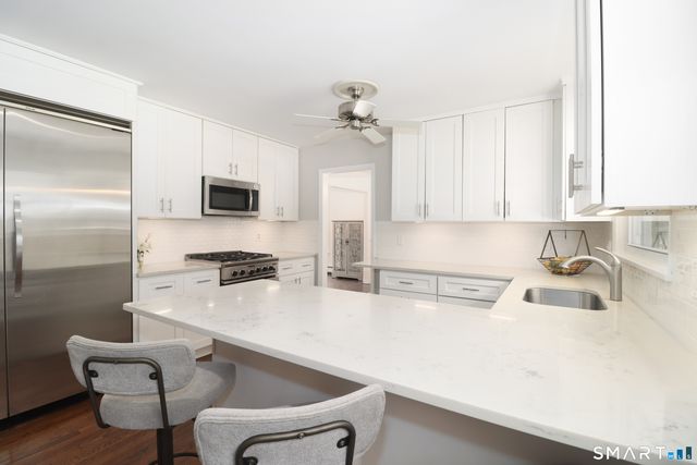 221 Catalpa Road, Wilton, CT 06897