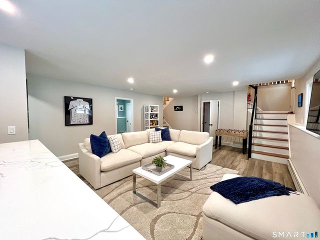 221 Catalpa Road, Wilton, CT 06897