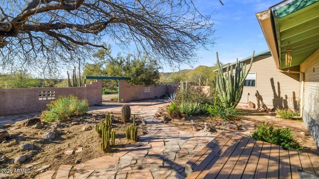 43612 N 3RD Avenue, New River, AZ 85087