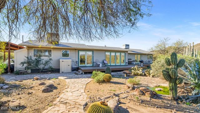 43612 N 3RD Avenue, New River, AZ 85087