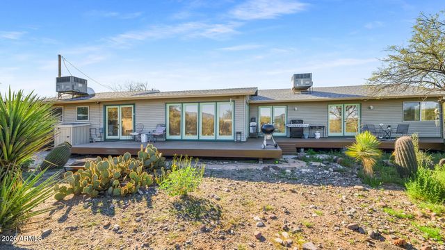 43612 N 3RD Avenue, New River, AZ 85087