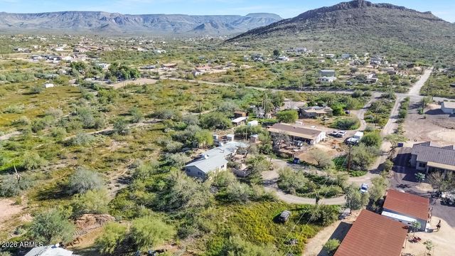 43612 N 3RD Avenue, New River, AZ 85087