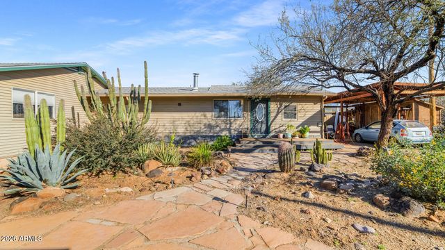43612 N 3RD Avenue, New River, AZ 85087