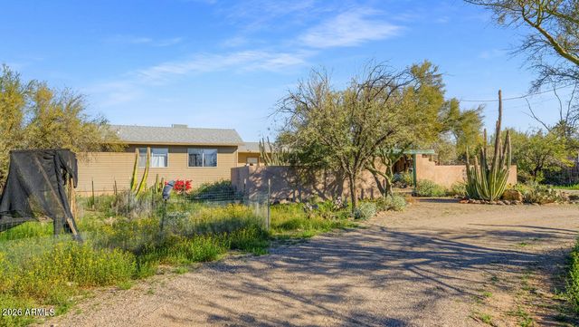 43612 N 3RD Avenue, New River, AZ 85087