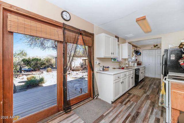 43612 N 3RD Avenue, New River, AZ 85087