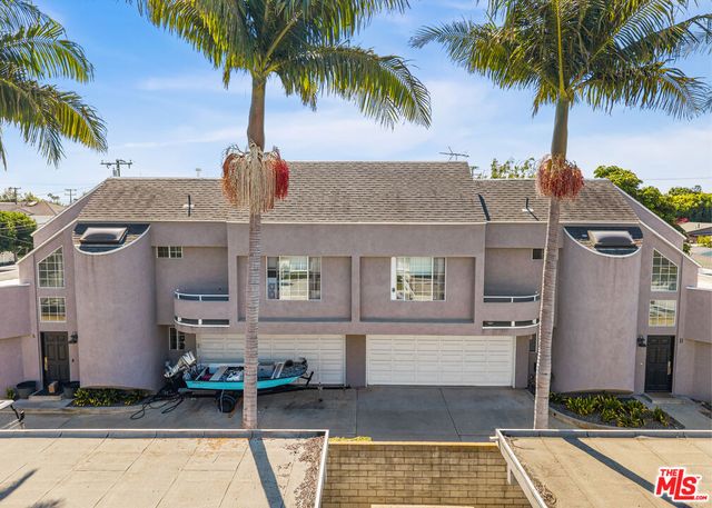 181 Cecil Place, Costa Mesa, CA 92627