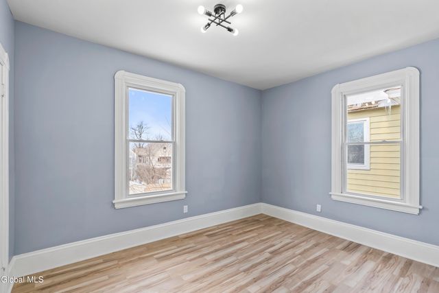 1027 Wendell Avenue, Schenectady, NY 12308