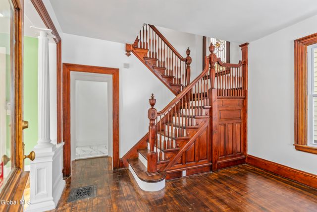 1027 Wendell Avenue, Schenectady, NY 12308