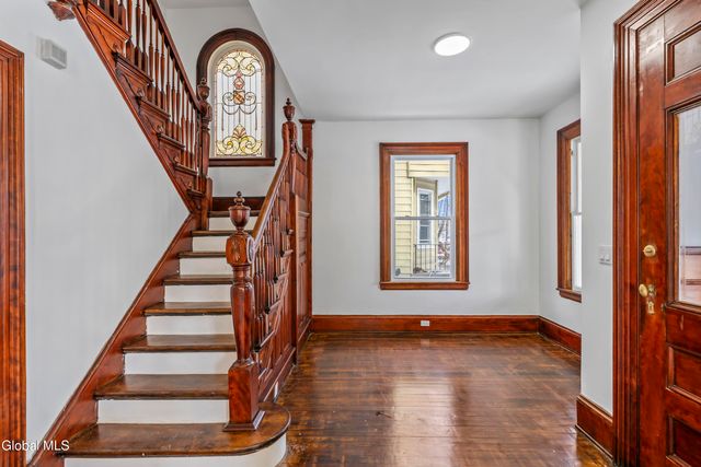 1027 Wendell Avenue, Schenectady, NY 12308