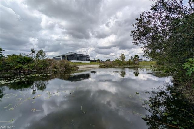 1426 NE 14th AVE, Cape Coral, FL 33909