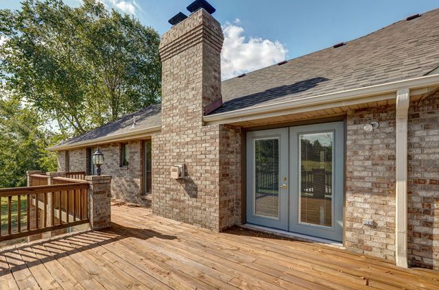 2750 W Bonita Street, Springfield, MO 65803