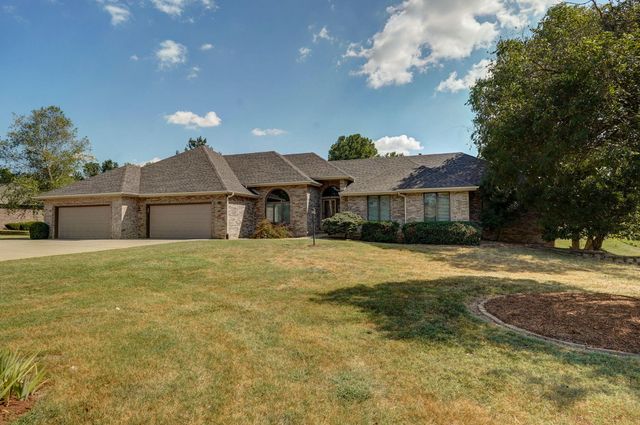2750 W Bonita Street, Springfield, MO 65803