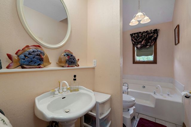 2750 W Bonita Street, Springfield, MO 65803