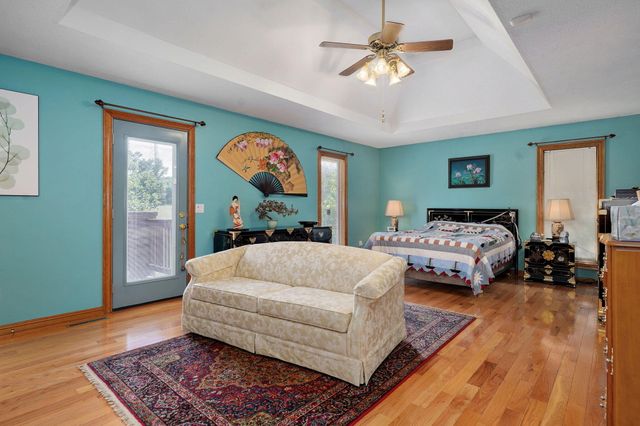 2750 W Bonita Street, Springfield, MO 65803