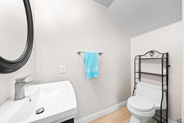 11243 Corte Isabelino, San Diego, CA 92130