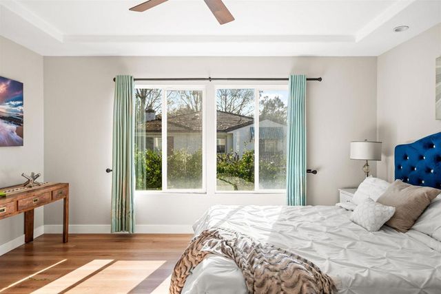 11243 Corte Isabelino, San Diego, CA 92130