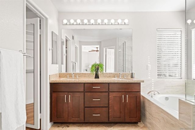 11243 Corte Isabelino, San Diego, CA 92130