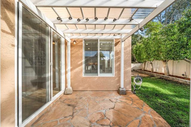 11243 Corte Isabelino, San Diego, CA 92130