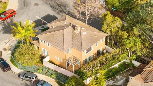 11243 Corte Isabelino, San Diego, CA 92130