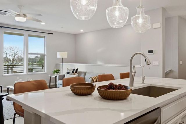 6809 Canine Court, San Jose, CA 95119