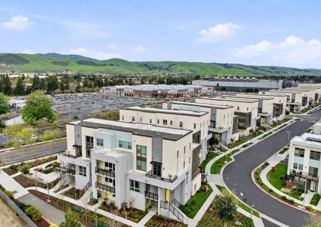 6809 Canine Court, San Jose, CA 95119