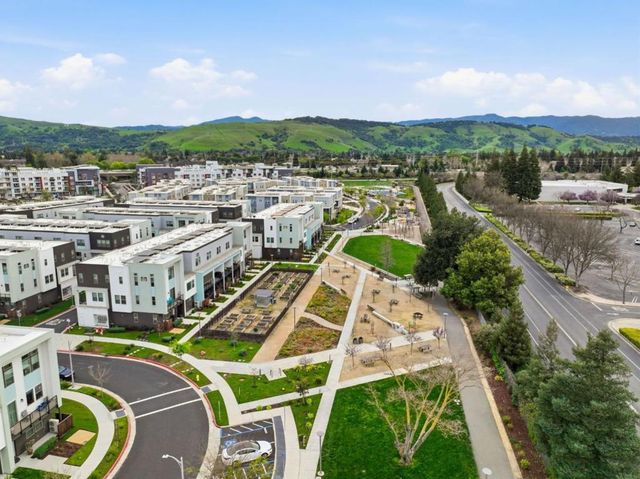 6809 Canine Court, San Jose, CA 95119