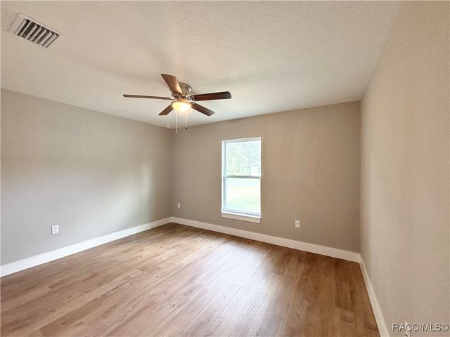 8792 N Sandree Drive, Citrus Springs, FL 34434