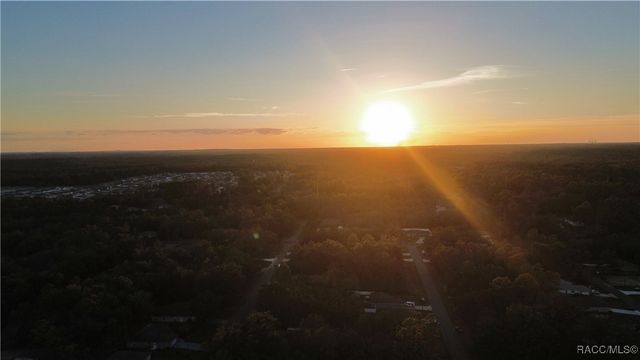 8792 N Sandree Drive, Citrus Springs, FL 34434