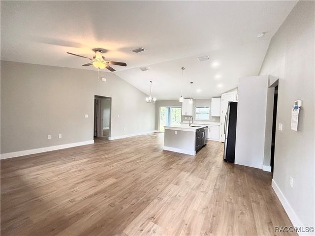 8792 N Sandree Drive, Citrus Springs, FL 34434