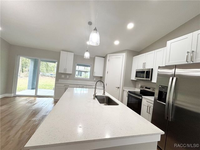 8792 N Sandree Drive, Citrus Springs, FL 34434