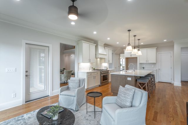 2212 Peterson Drive, Chattanooga, TN 37421