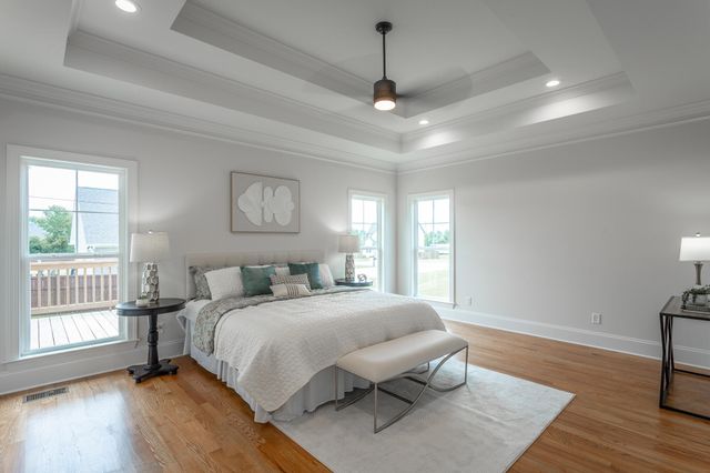 2212 Peterson Drive, Chattanooga, TN 37421