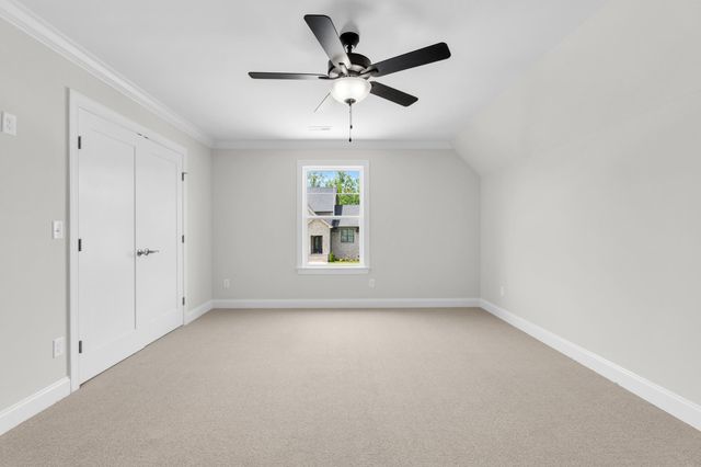 2212 Peterson Drive, Chattanooga, TN 37421