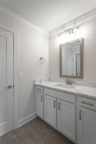 2212 Peterson Drive, Chattanooga, TN 37421