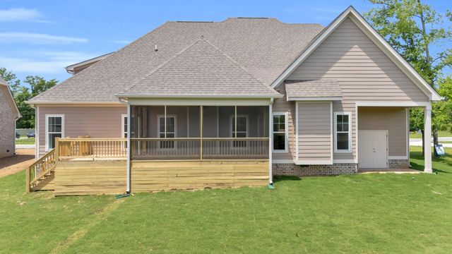 2212 Peterson Drive, Chattanooga, TN 37421