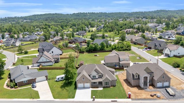 2212 Peterson Drive, Chattanooga, TN 37421