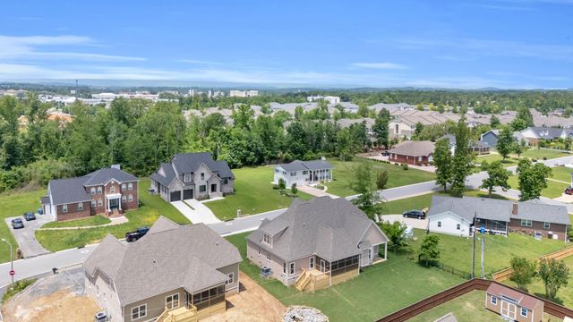 2212 Peterson Drive, Chattanooga, TN 37421